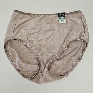 Vanity Fair Illumination Brief, Tan, NEW, Size 8 / XL, Nylon Spandex